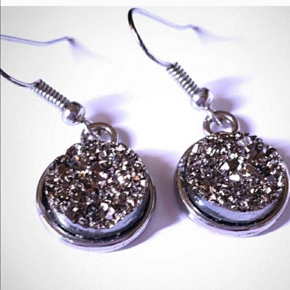 Druzy  dangles - Picture 3 of 5